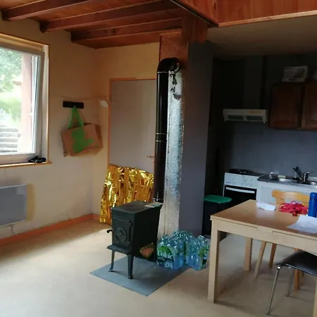 Confortable A Avec Jardin Cleurie