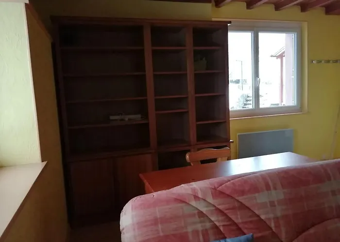 公寓 Confortable A Avec Jardin Cleurie